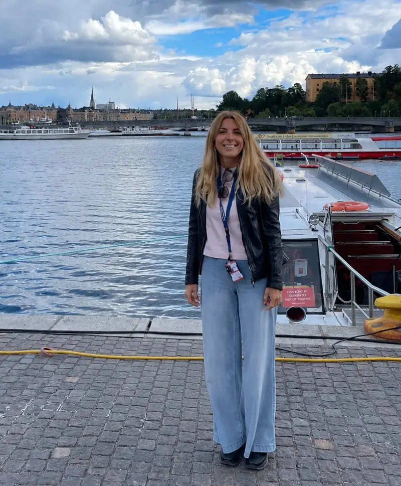 Sara Bulgheroni by the Stockholm waterfront